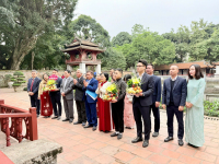 HỌ NGÔ KHÊ NỮ RƯỚC LINH VỊ TS NGÔ THẾ DỤ VỀ TỪ ĐƯỜNG