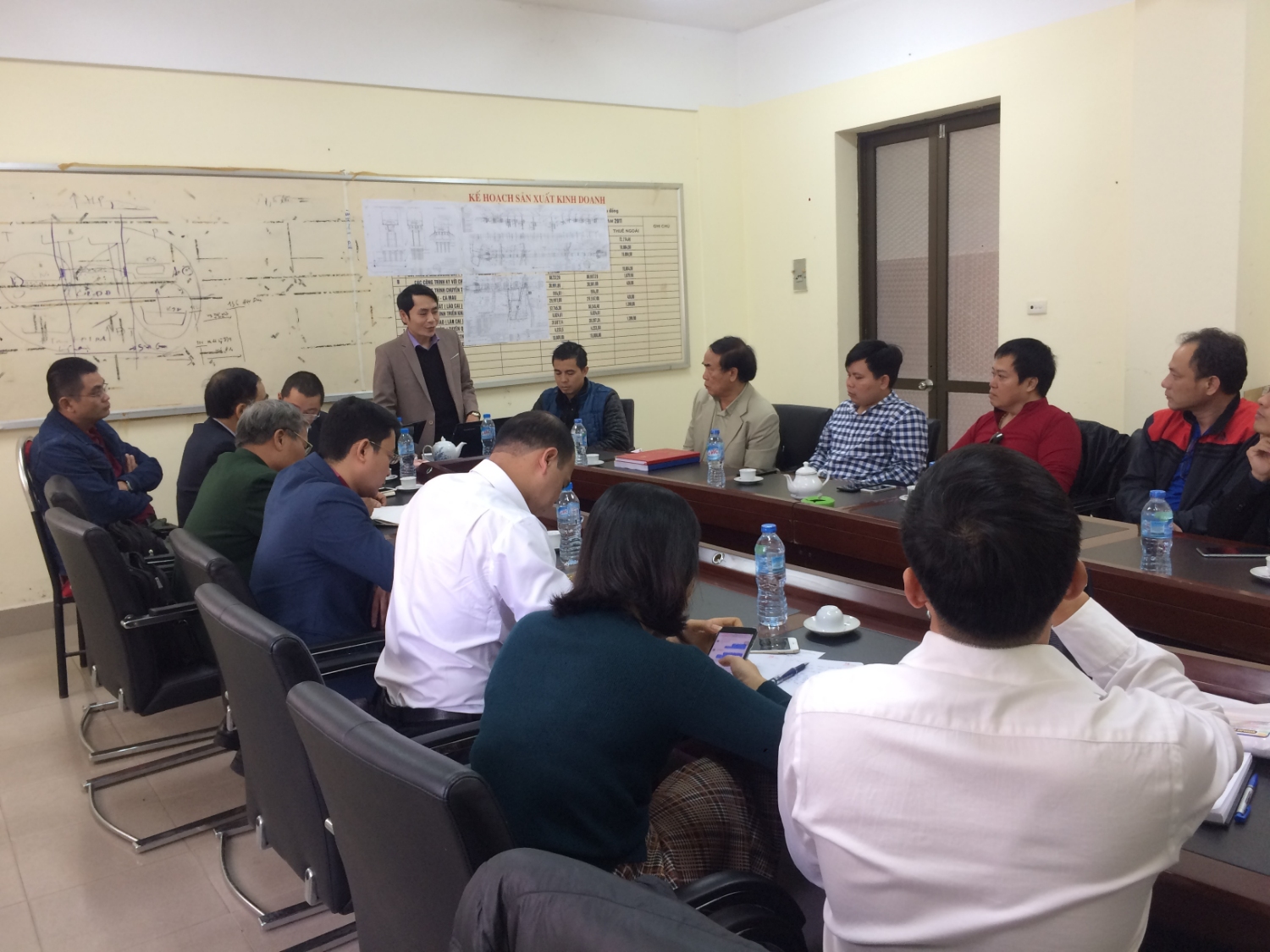 Ông Ngô Minh Dương chủ trì Hội nghị BCH CLB Tuổi trẻ họ Ngô lần 1